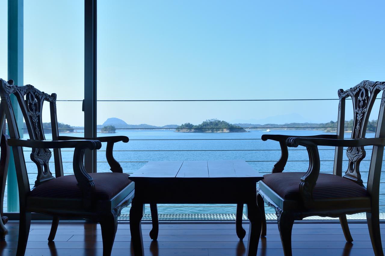 Uminoyasuragi Hotel Ryugu Kami Amakusa Exterior foto